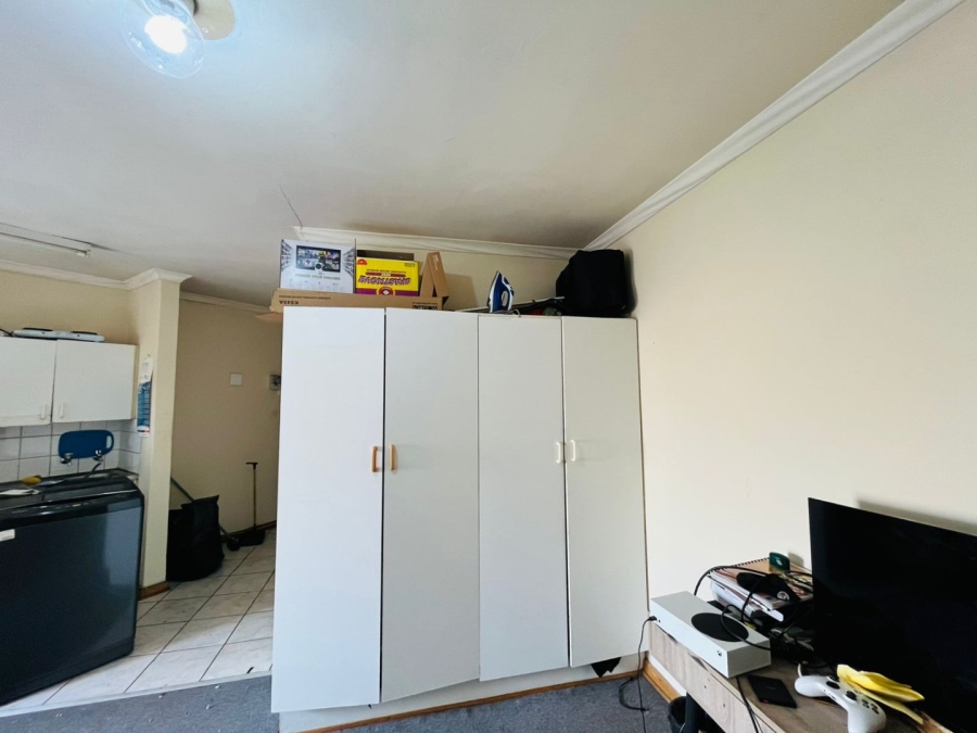 1 Bedroom Property for Sale in Willows Free State